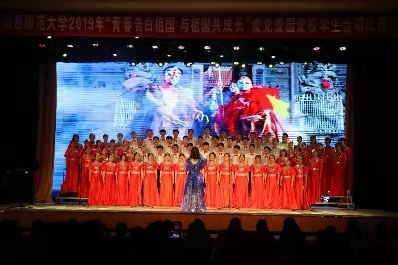 明星拍狗粮广告，经纪人不懂，不料明星说完原因经纪人脸红了！-文化平台